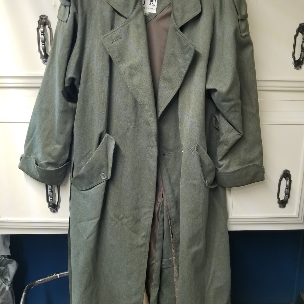 Jacket - Picture 2 of 3